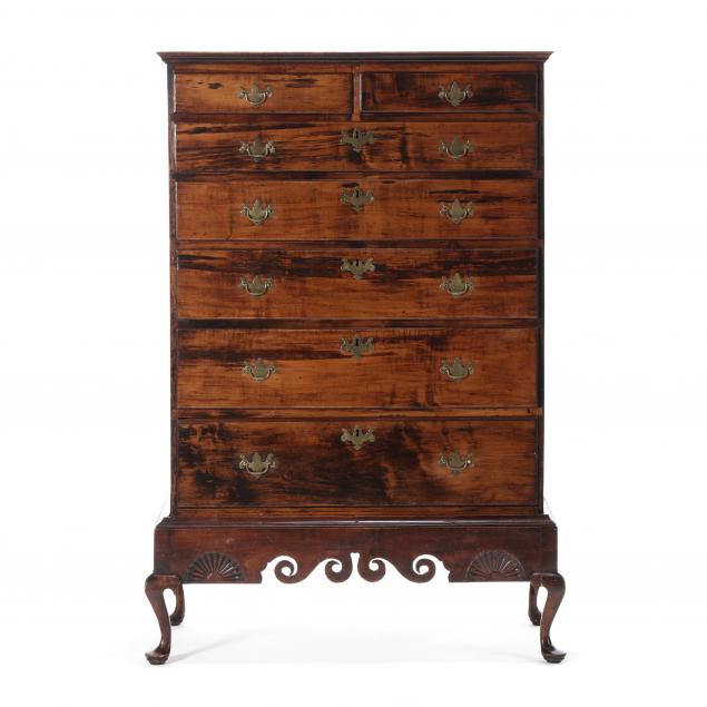 new-england-queen-anne-chest-on-frame-att-dunlap-school