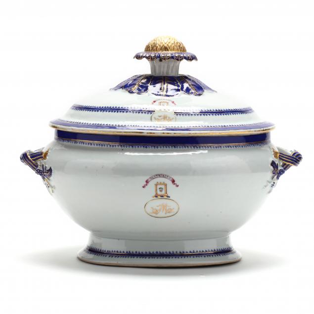 an-antique-chinese-export-porcelain-armorial-tureen