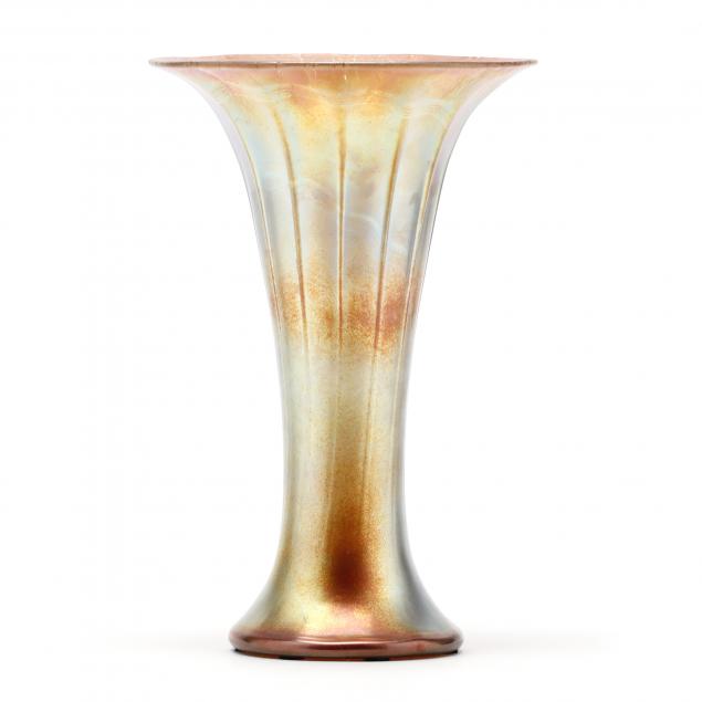 lundberg-studios-ca-iridescent-art-glass-trumpet-vase