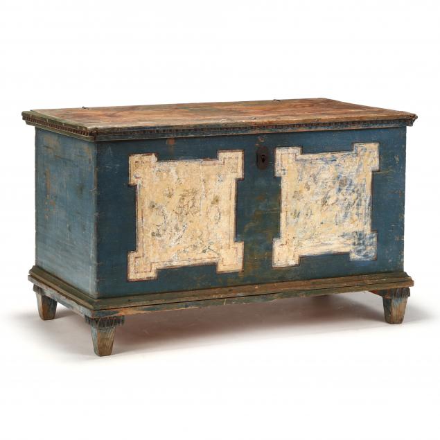 antique-continental-painted-blanket-chest