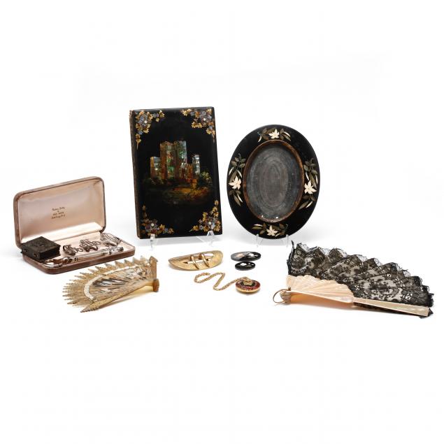 victorian-accessory-grouping