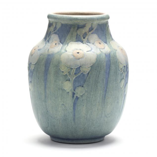 a-large-newcomb-college-art-pottery-vase