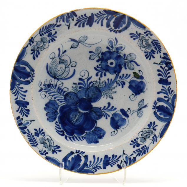dutch-delft-blue-and-white-floral-chager