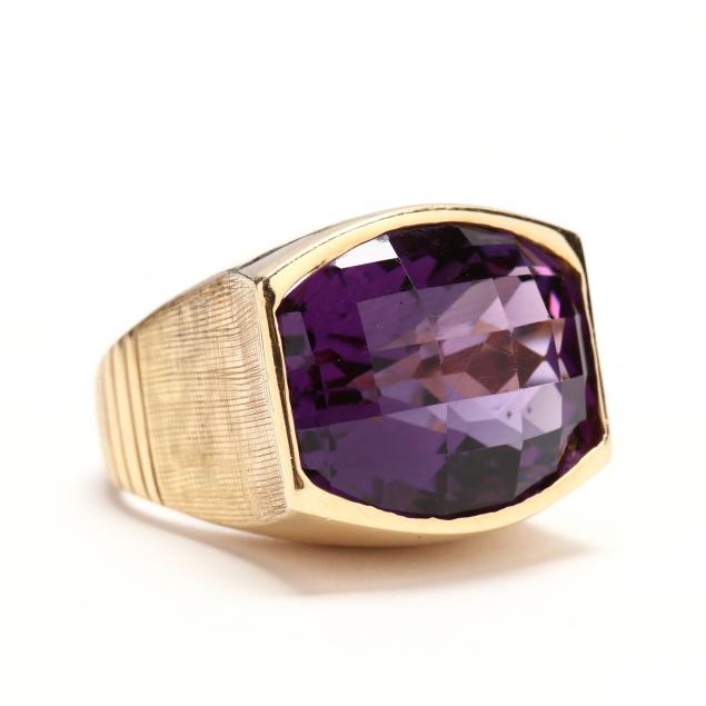 18kt-gold-and-amethyst-ring-signed