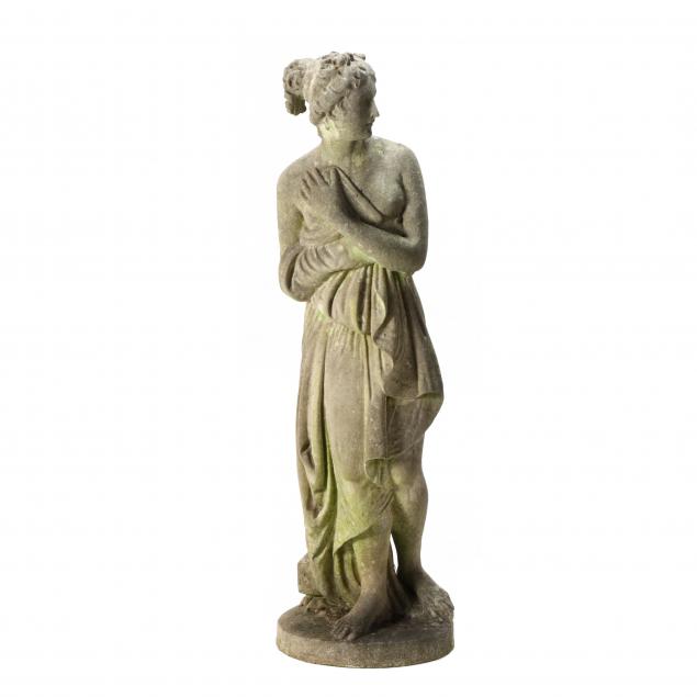 marble-garden-statue-of-a-bathing-woman