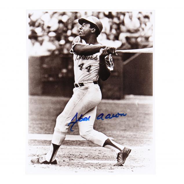 hank-aaron-signed-photograph-with-coa