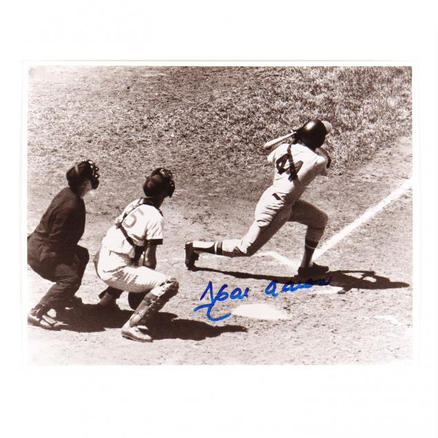 hank-aaron-signed-photograph-with-coa