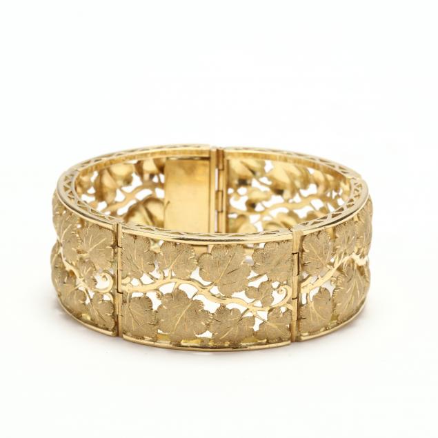 18kt-gold-bracelet