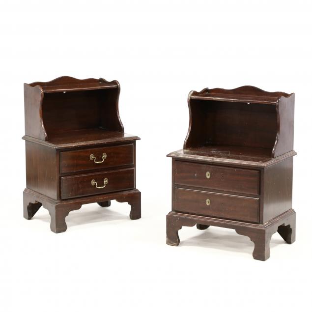 henkel-harris-pair-of-chippendale-style-bedside-cabinets