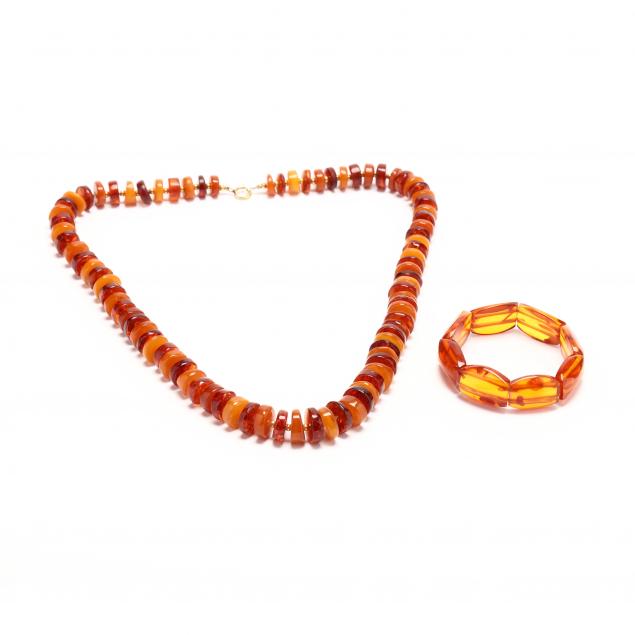 an-amber-bead-necklace-bracelet