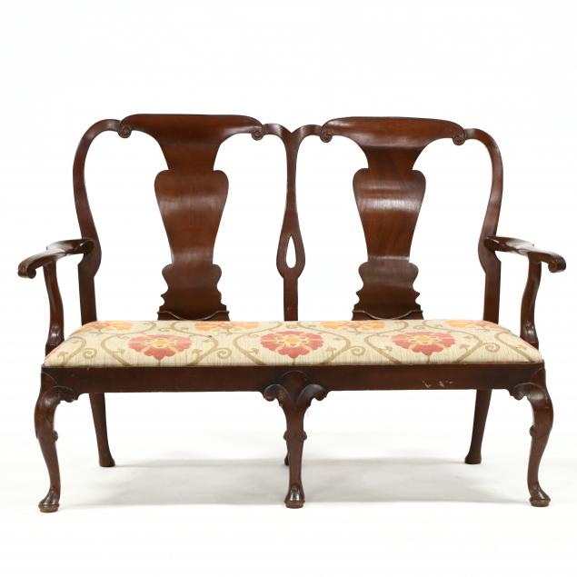 queen-anne-style-mahogany-settee