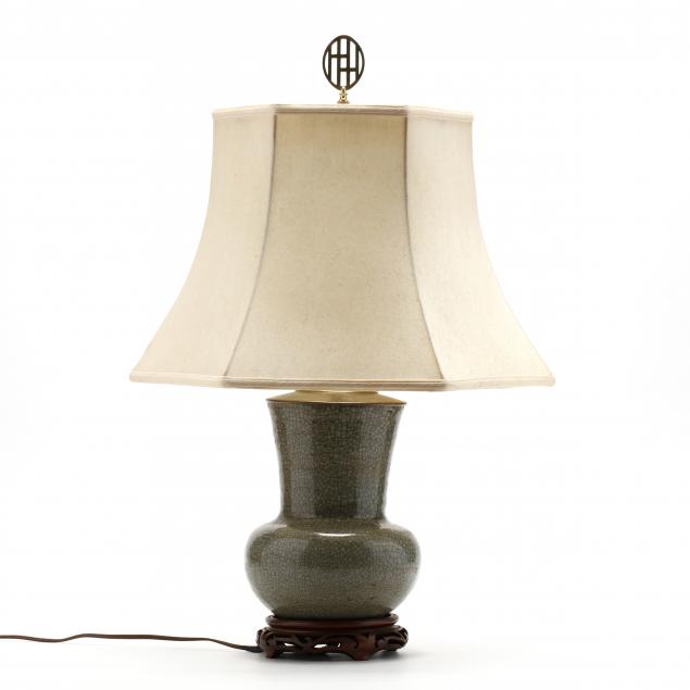 antique-chinese-celadon-glazed-table-lamp