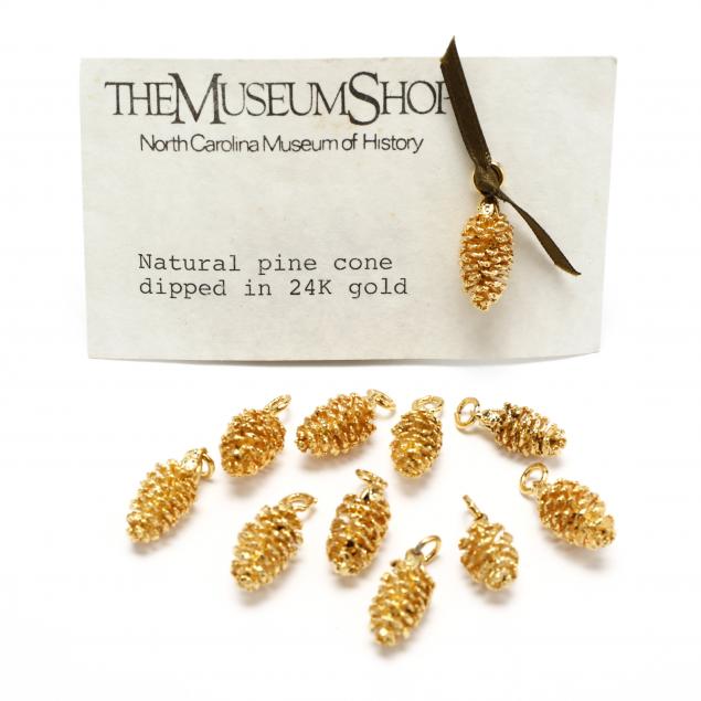eleven-gold-plated-pinecone-charms