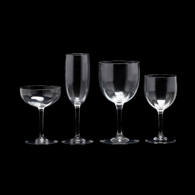 25-pc-baccarat-i-montaigne-i-crystal-stemware