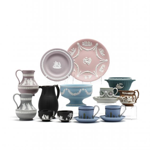wedgwood-16-pieces-of-assorted-porcelain