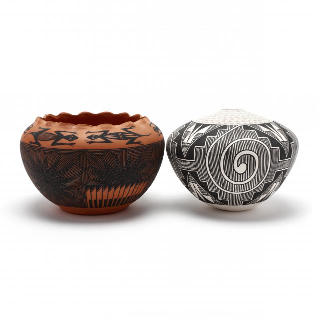 two-native-american-acoma-vessels