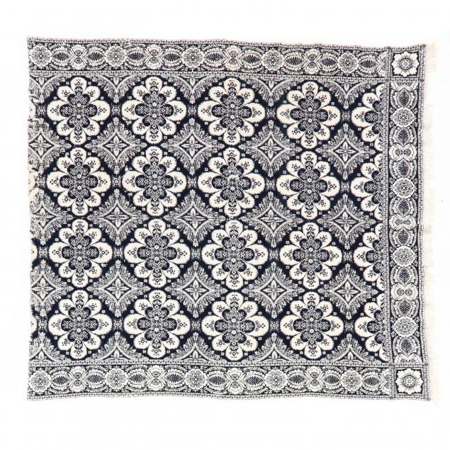 blue-and-white-coverlet
