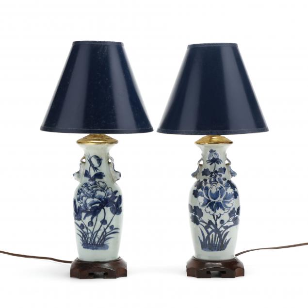 a-pair-of-chinese-vase-lamps