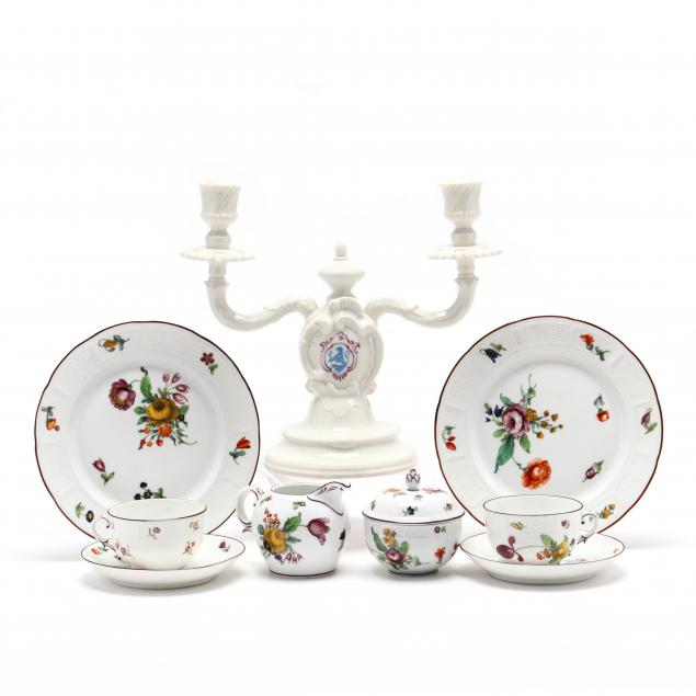 nymphenburg-porcelain-i-tete-a-tete-i-set-and-candelabrum