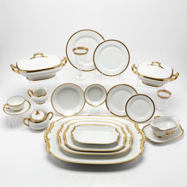 over-100-pieces-of-gilt-porcelain-and-glass-tableware