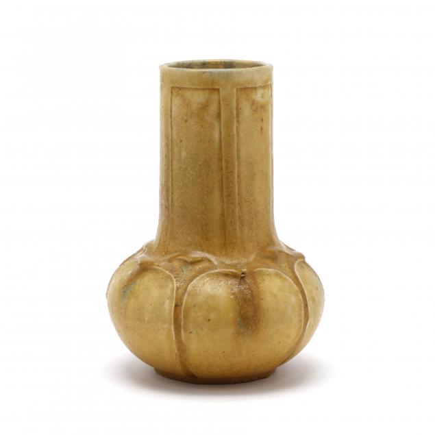 attributed-to-grueby-pottery-tall-neck-vase