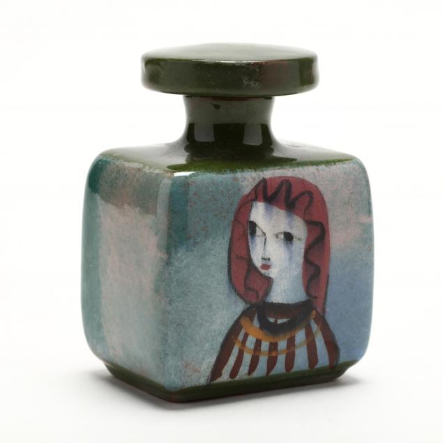 polia-pillin-art-pottery-bottle