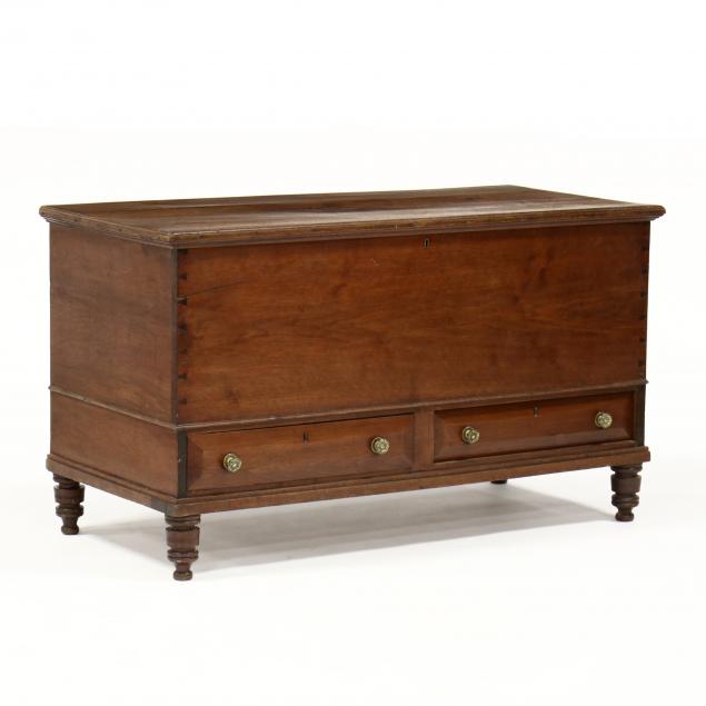 southern-walnut-blanket-chest