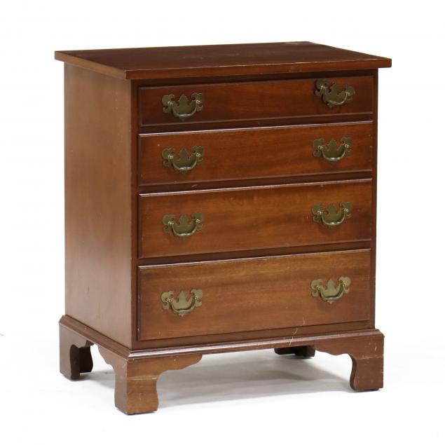 chippendale-style-bedside-chest