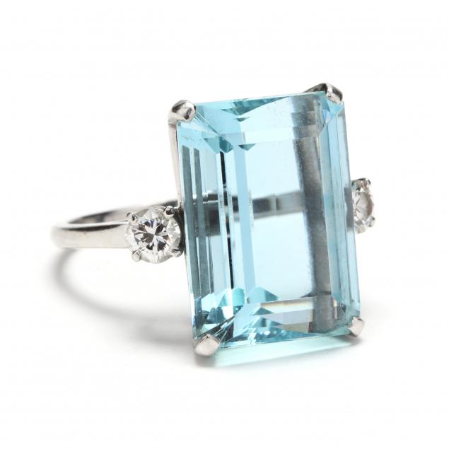 platinum-aquamarine-and-diamond-ring