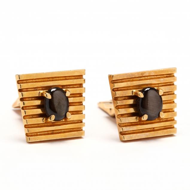 18kt-gold-black-star-sapphire-cufflinks-c-d-peacock