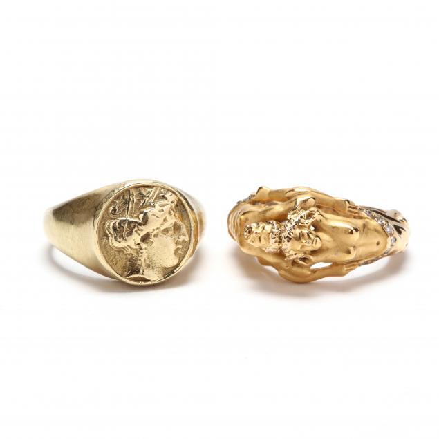 two-18kt-gold-rings