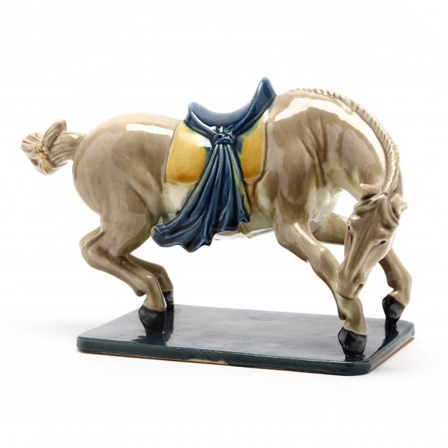 a-chinese-porcelain-horse