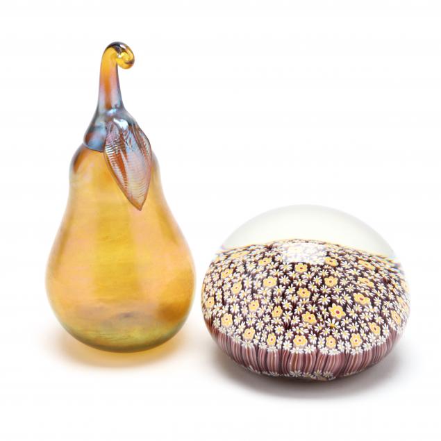 art-glass-pear-and-paperweight