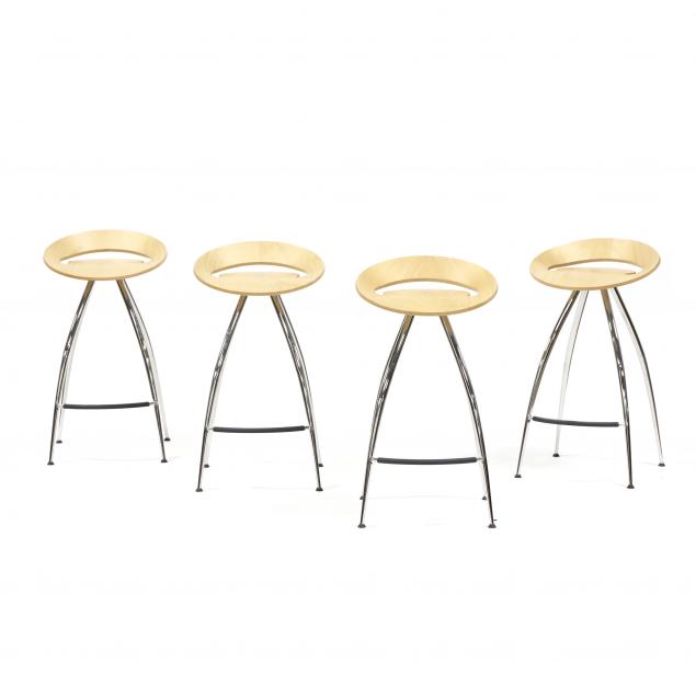 magis-set-of-four-lyra-stools