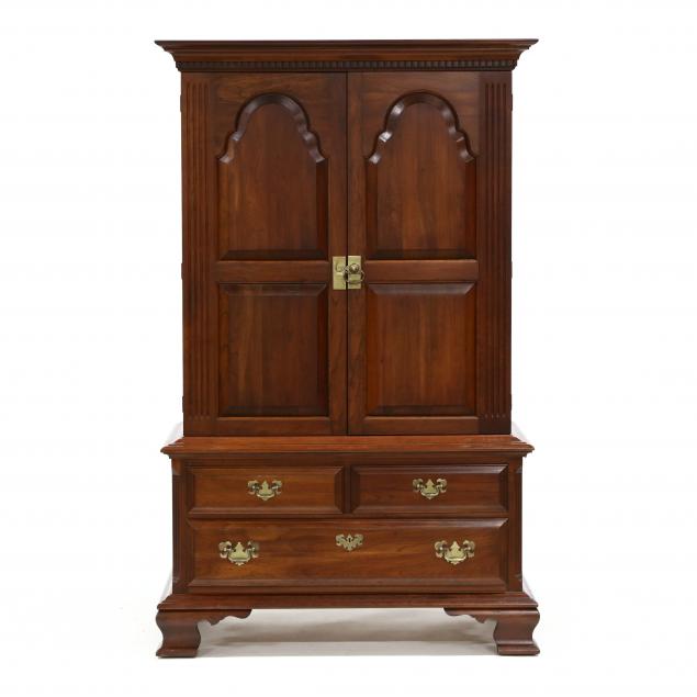 pennsylvania-house-chippendale-style-wardrobe