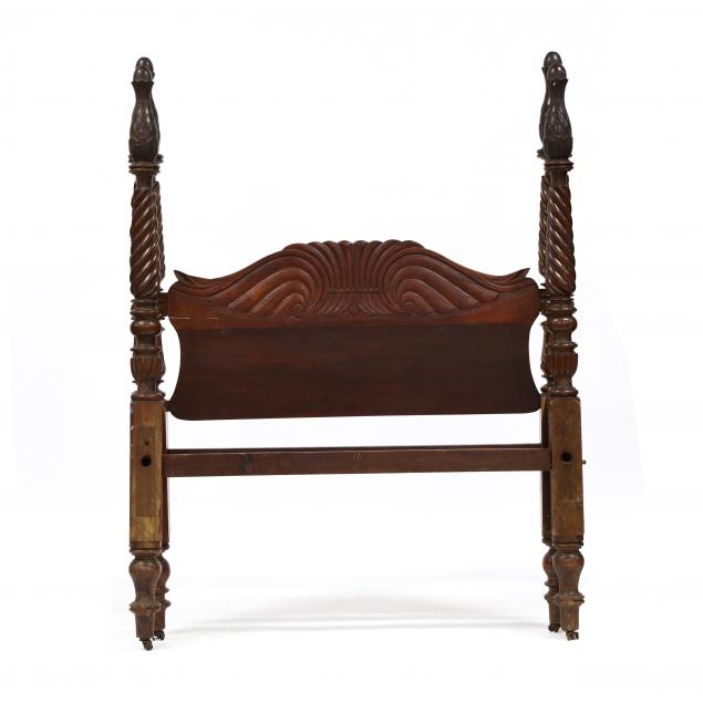 american-classical-carved-mahogany-plantation-bed