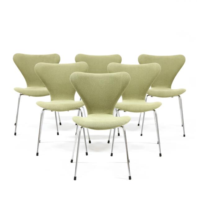 arne-jacobsen-set-of-six-series-7-chairs