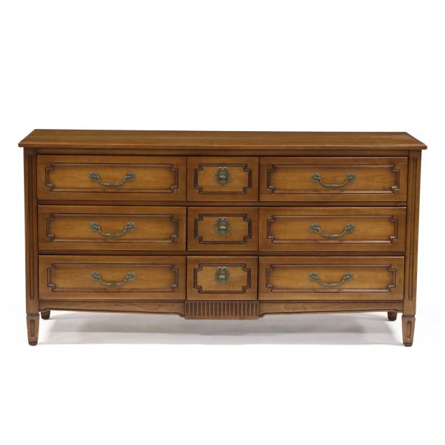 henredon-french-provincial-style-cherry-chest-of-drawers