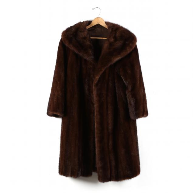 ladies-vintage-mink-coat