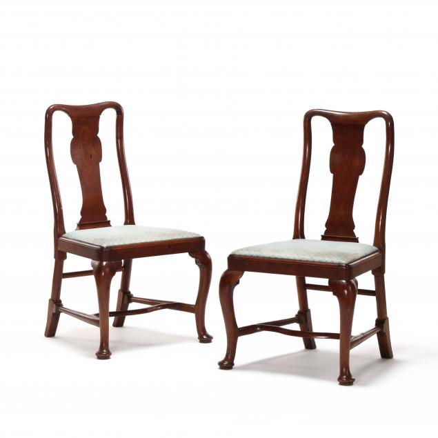 pair-of-new-england-queen-anne-walnut-side-chairs