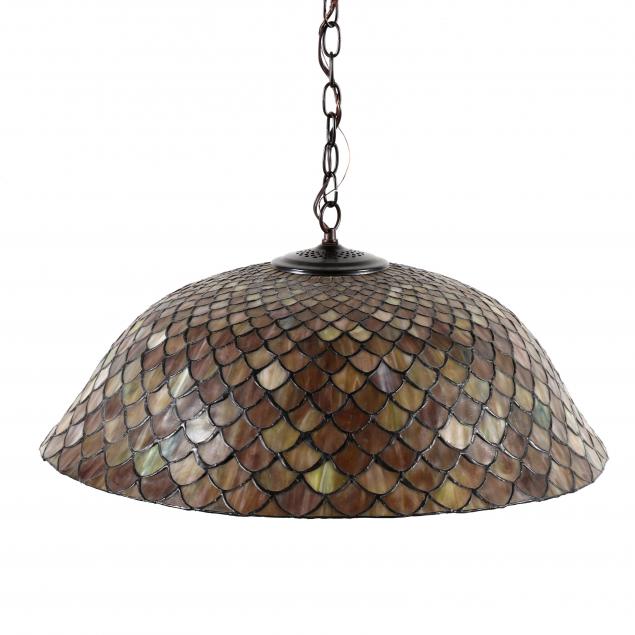 stained-glass-hanging-fishcale-motif-pendant-light
