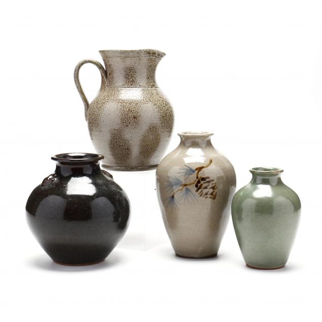 four-jugtown-pottery-items