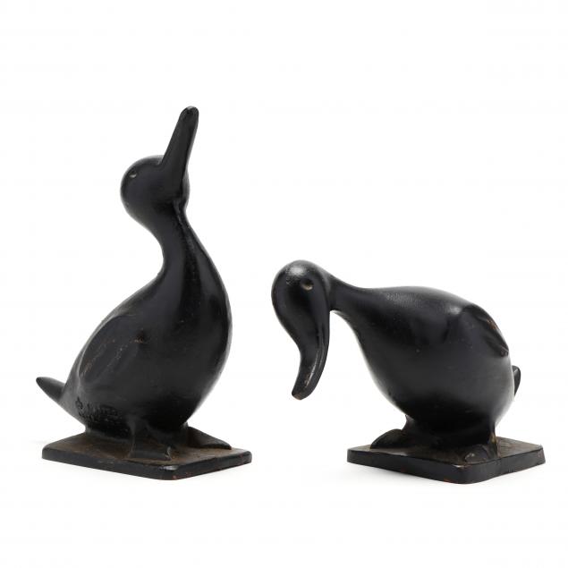 a-pair-of-vintage-virginia-metalcrafters-duck-door-stops