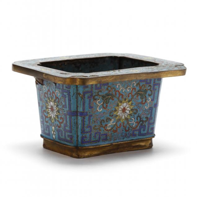 a-chinese-qing-dynasty-small-cloisonne-jardiniere