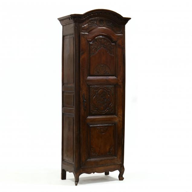 french-carved-fruitwood-bonnetiere