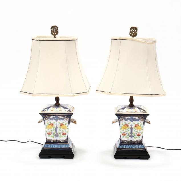 pair-of-imari-style-lidded-cachepot-table-lamps