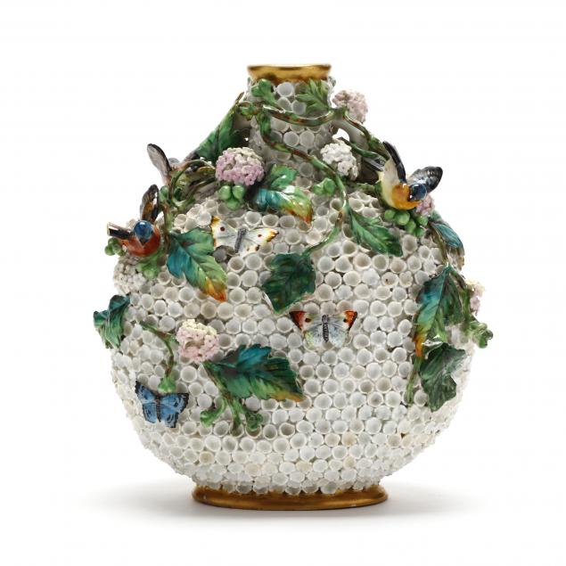 antique-schneeballen-porcelain-vase