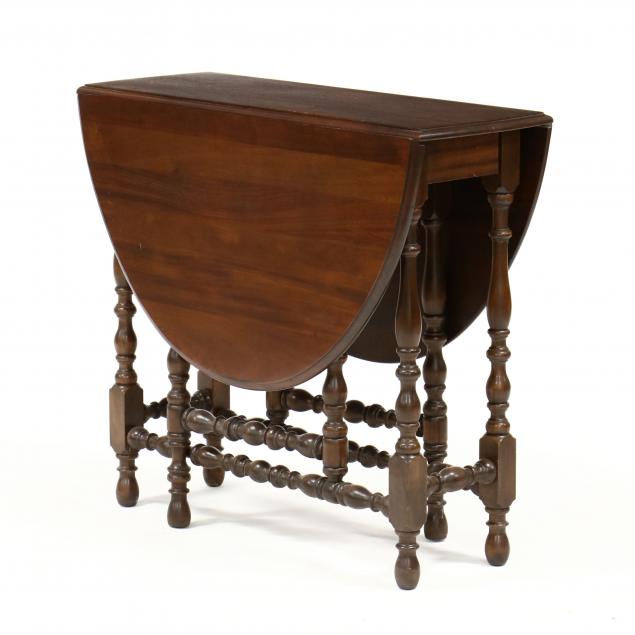 william-and-mary-style-walnut-dropleaf-table