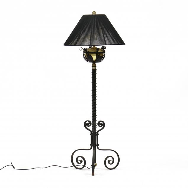 r-hollings-co-victorian-iron-parlor-lamp