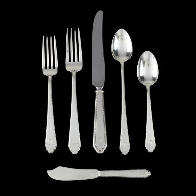 lunt-william-mary-sterling-silver-flatware